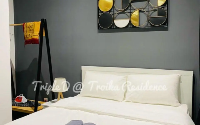 Triple D @ Troika Residence