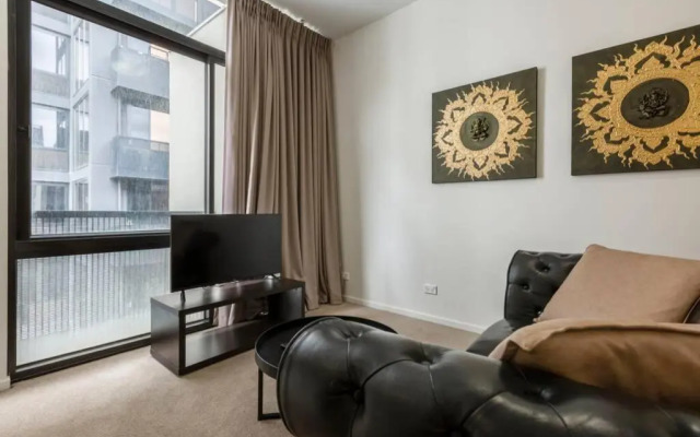 Nest on Bourke☆SPA☆LARGE 60SQM!!☆Chinatown☆Free tram☆
