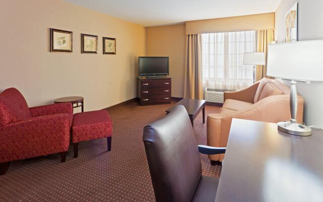 Holiday Inn Express Hotel & Suites Ashtabula-Geneva, an IHG Hotel