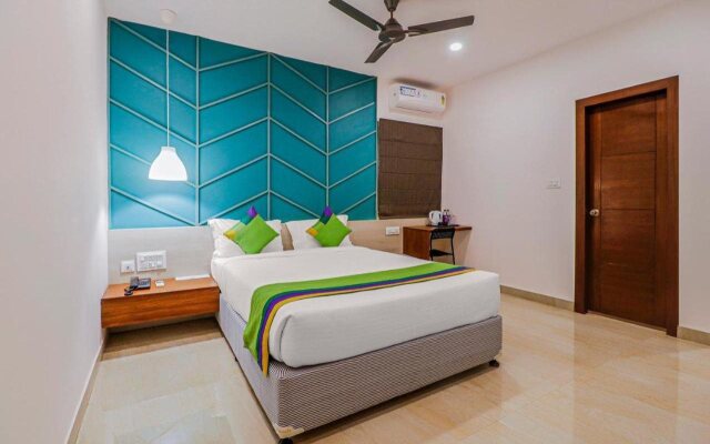 Treebo Trend Yc Grand Boutique Hotel
