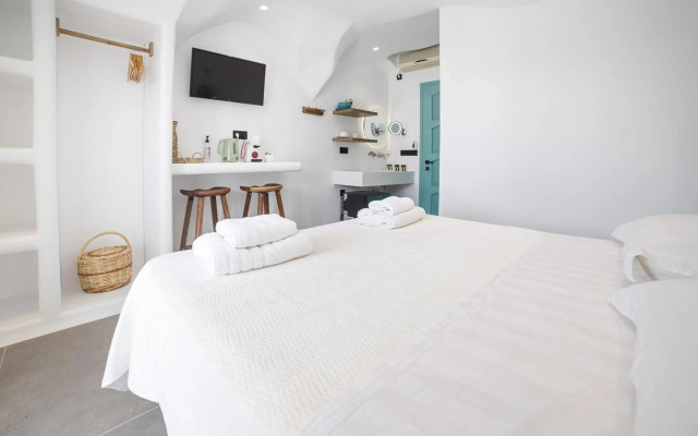 Cave Suites