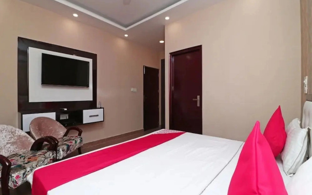 Rohtak Palace By OYO Rooms