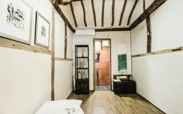 Jeonju Duul Navirang Hanok Stay