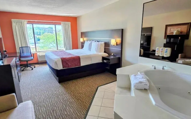 Grand Plaza Hotel & Conference Center