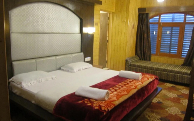 Hotel Akbar Sonamarg