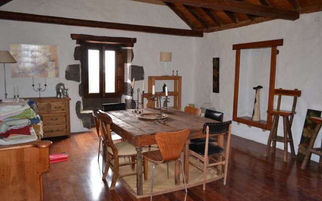 Traditional Canarian Country House B&B