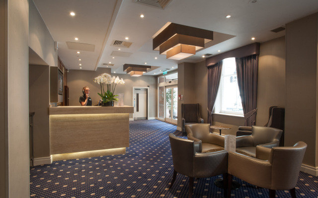 Norfolk Towers Paddington Hotel