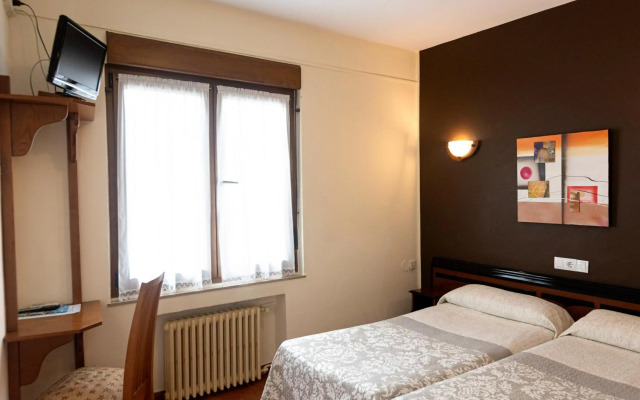 Hotel Eladia