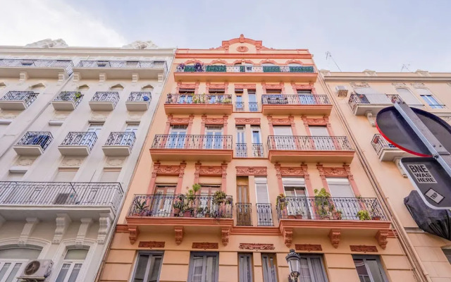 OYO Ruzafa Guesthouse