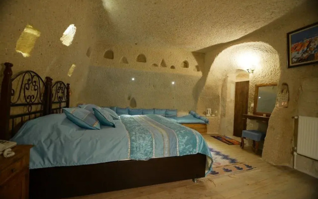 Valley Inn Cave Hotel