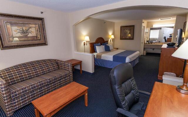 Downtowner Inn and Suites Hobby
