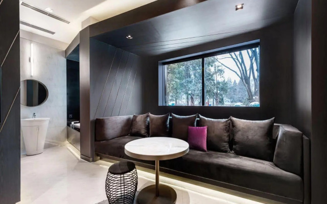 Blossom House Beijing Houhai