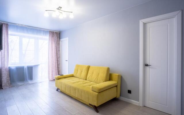 Apartments on Armory street 1B