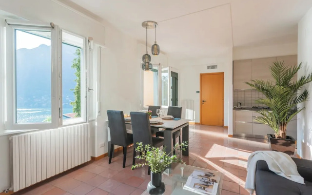 The Secret Lake View by Rent all Como