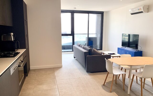 ReadySet Apartments Fulton Lane