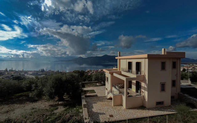 Villa Palairos