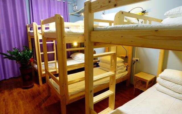 Hey Traveller Hostel