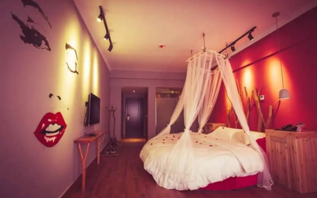 Zhangjiajie Interval Time Travel Inn