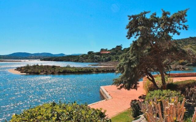 AHR Costa Serena Village