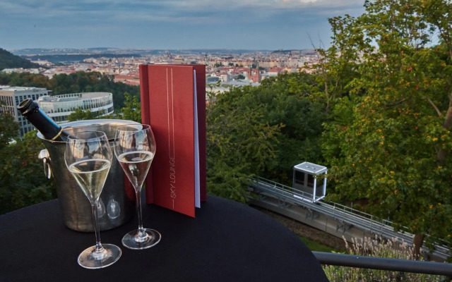 NH Collection Prague