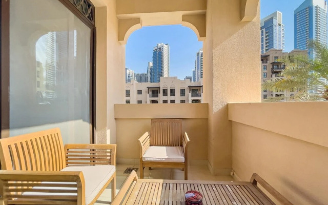 Gorgeous 1-br Downtown Dubai