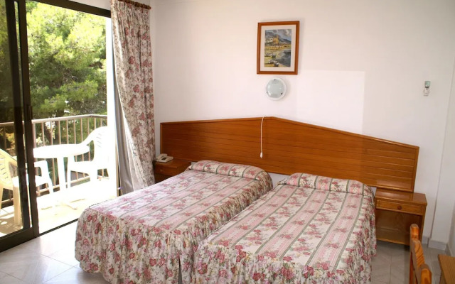 Bella Maria Apartments & Pool Club