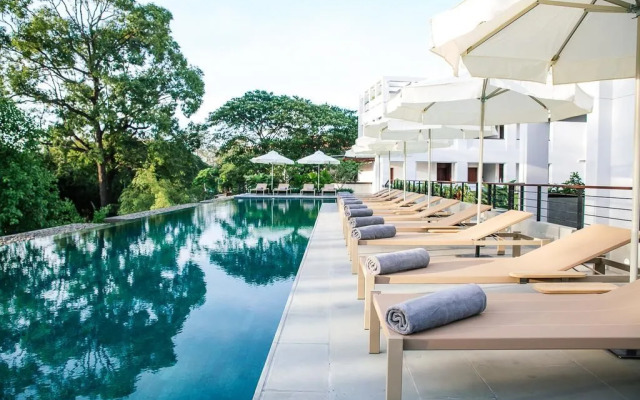 Treeline Urban Resort