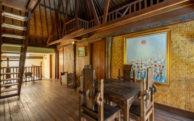 Villa Marco Unique 7BR Villa in Canggu