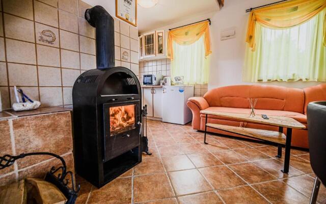 Holiday Home Vesna with Sauna