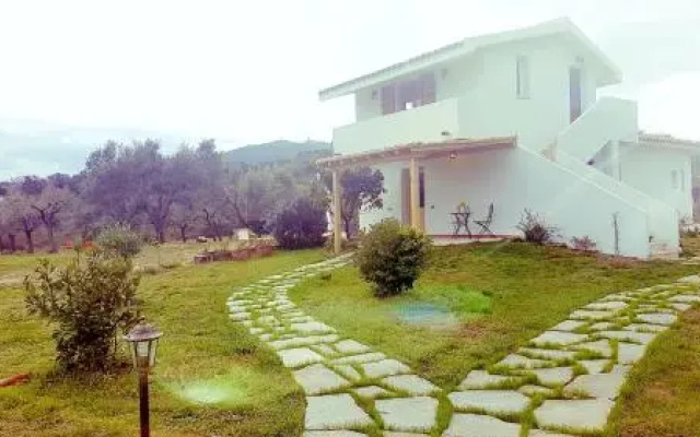 Studio via Antonio Gala - 2