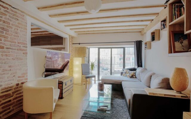 Spacious Apartment for 4 People Lyon