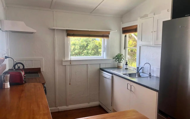 Tawatahi Cottage