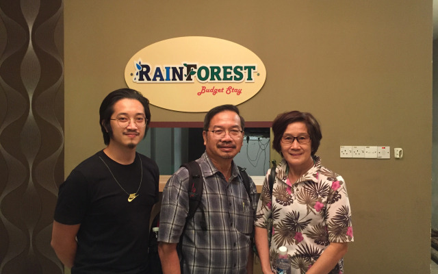 Rainforest Budget Stay
