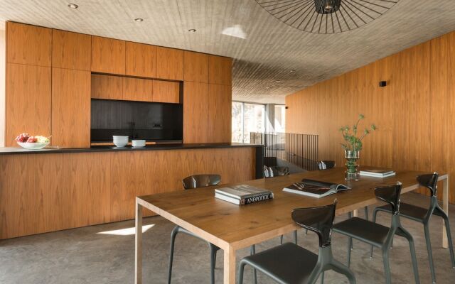 Unique Villa Ori Sleeps8, Private Pool, Gialova