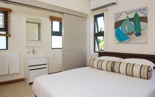 Coral Bay by Dream Escapes
