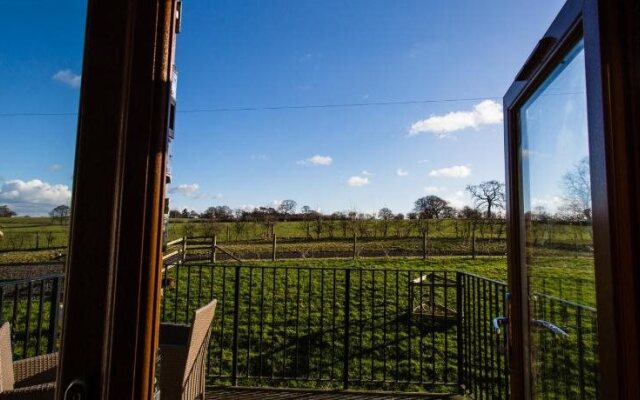 Millmoor Farm Holidays