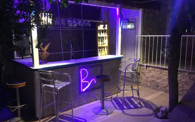 Shah Sultan Ozturk Hotel