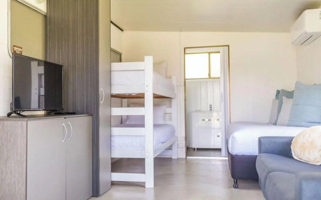 Surfside Cudmirrah Beach