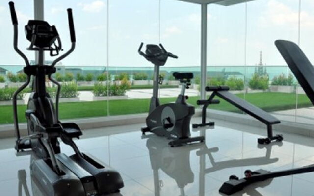 Interlux Club Royal - 4 Nights, Chonburi, Thailand