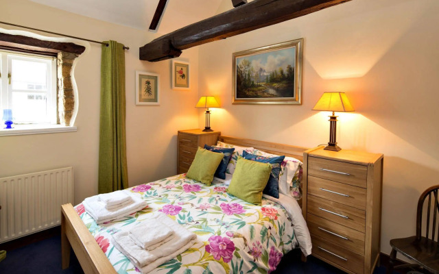 River Nene Cottages