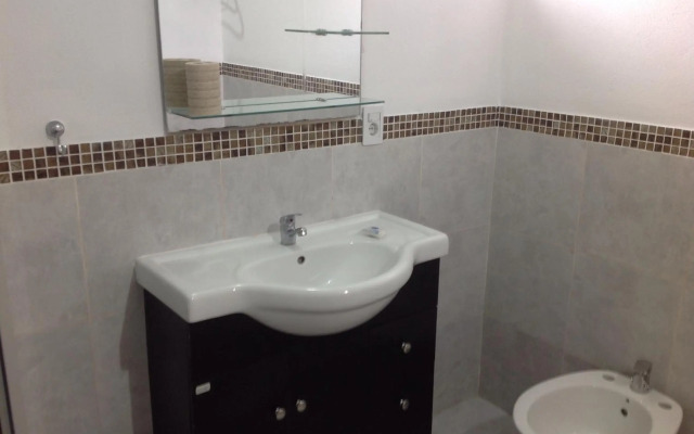 Casa Amplio Jardín - Centro Maldonado