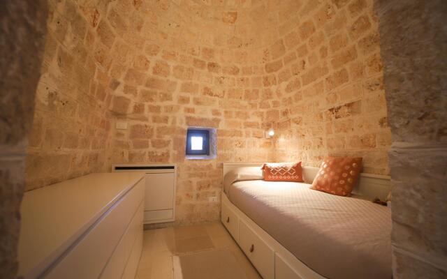 TD Trulli Tortorella w Nature Pool Sauna