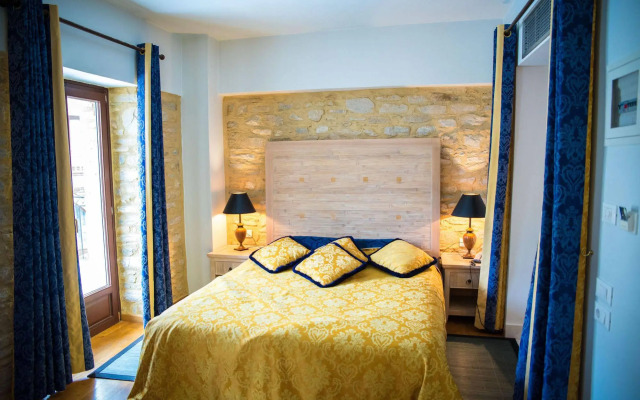 Maritsas Hotel & Suites