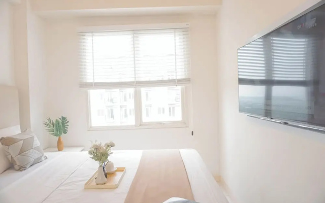 Modern Furnished and Homey 2BR at Podomoro Golf View Apartment – Guest Rooms – Depok