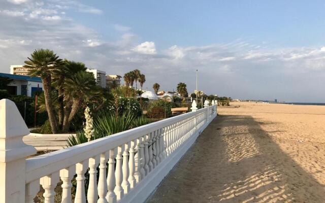 Boutique home the beach