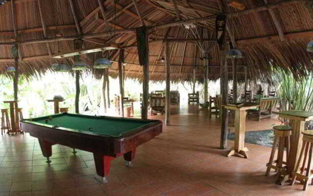 Turtle Beach Lodge