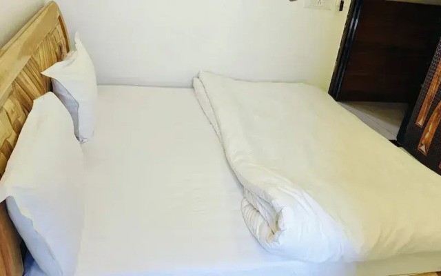 Ram Basant Hotel & Resturant