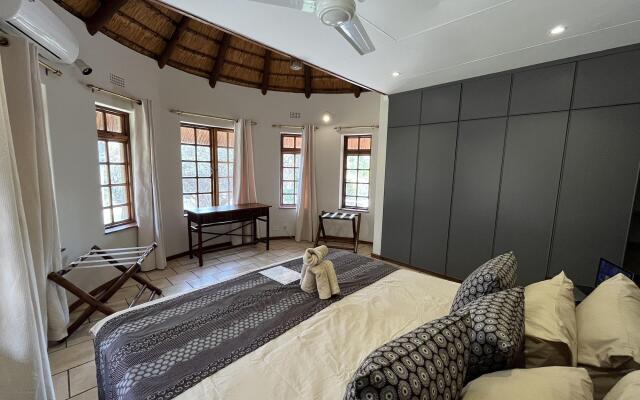 MILIMA Big 5 Safari Lodge