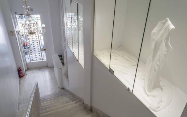 Astikon House