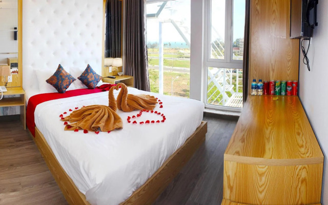 Emerald Ocean Hotel